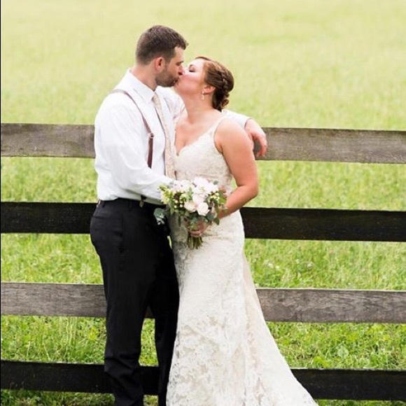 Meet your Posher, Angela - Picture 1 of 1